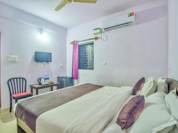 Baga Beach Exotica Hotel Bagian luar foto